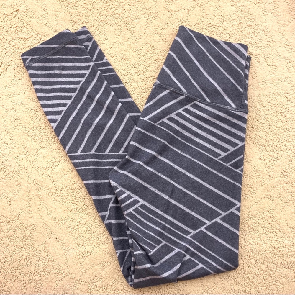 Lululemon gray leggings 4